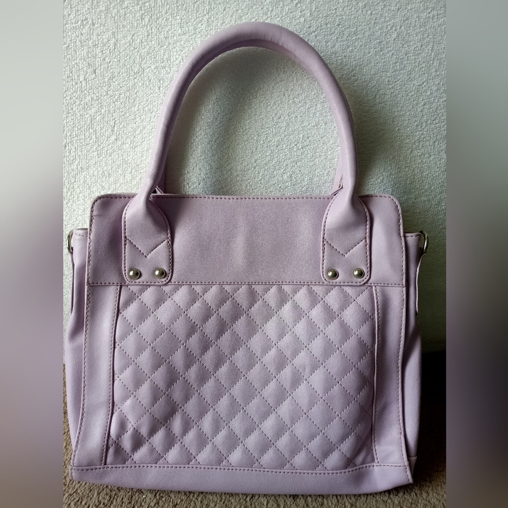 Pastel lavender quilted handbag
